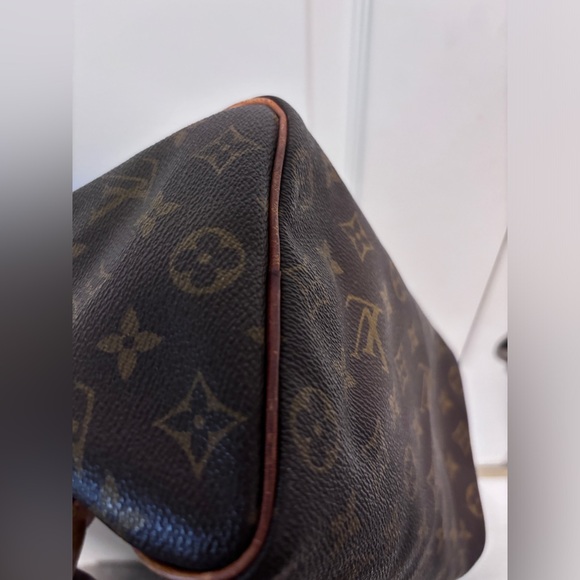 Louis Vuitton | Vintage Authentic Monogram Speedy 25 - Picture 6 of 15